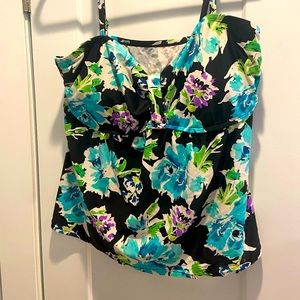 St. John’s Bay | Plus size Tankini | 22W